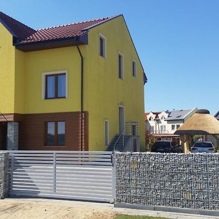 Tobi-Pokoje Goscinne Leba Ngoại thất bức ảnh